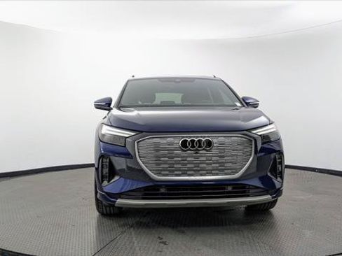 Used 2023 Audi Q4 e-tron Premium Plus RWD image 12