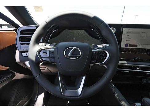 Used 2025 Lexus RX 350 FWD w/ Technology Package image 14