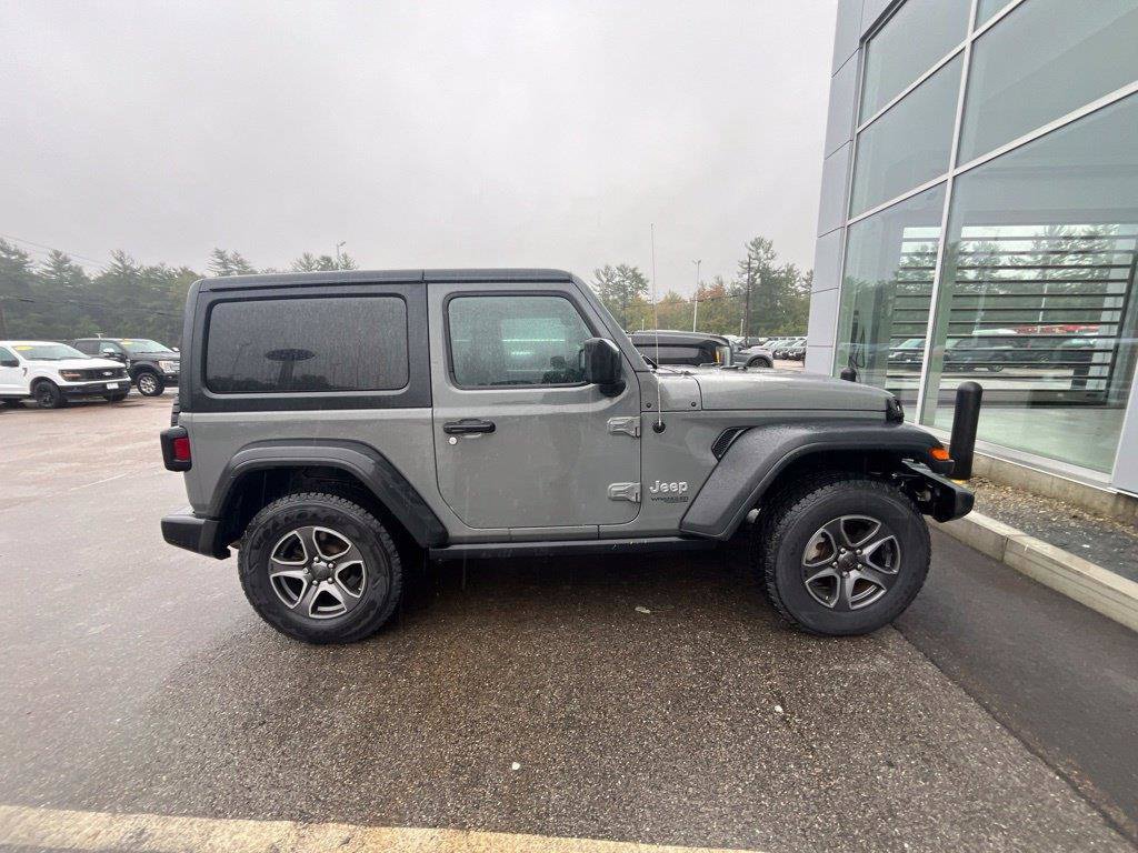 Used 2019 Jeep Wrangler Sport AWD/4WD image 2