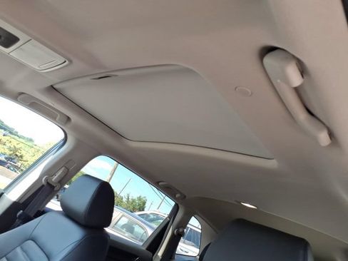 Used 2024 Honda CR-V EX-L image 13