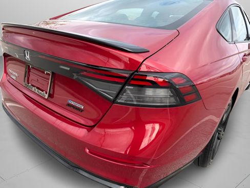 Used 2025 Honda Accord Sport image 30