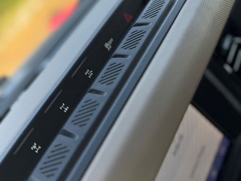 Used 2022 Ford Bronco Wildtrak image 14