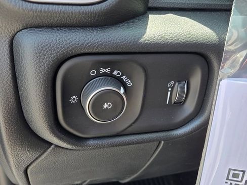 New 2026 RAM 3500 Big Horn AWD/4WD image 26