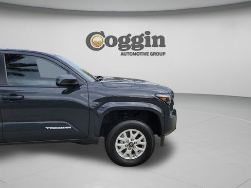 Used 2024 Toyota Tacoma SR5 RWD image 32