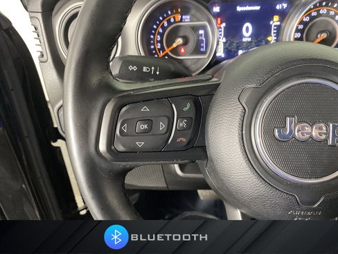 Used 2022 Jeep Wrangler Unlimited Sport AWD/4WD image 23