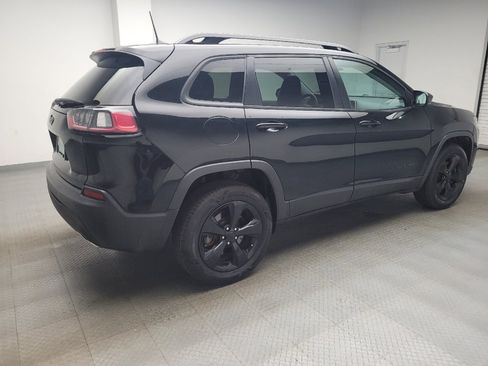Used 2019 Jeep Cherokee Latitude Plus AWD/4WD image 10