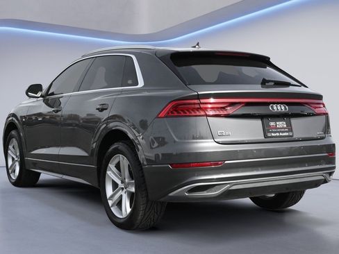 Used 2019 Audi Q8 Premium image 3