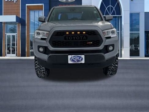 Used 2019 Toyota Tacoma SR5 image 1