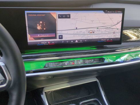 Certified 2024 BMW 760i xDrive w/ Executive Package image 29