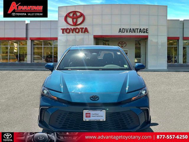 Used 2025 Toyota Camry SE w/ Multimedia Upgrade Package AWD/4WD image 2