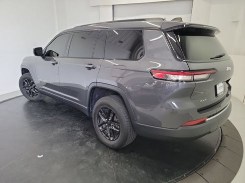 Used 2023 Jeep Grand Cherokee L Laredo AWD/4WD image 6