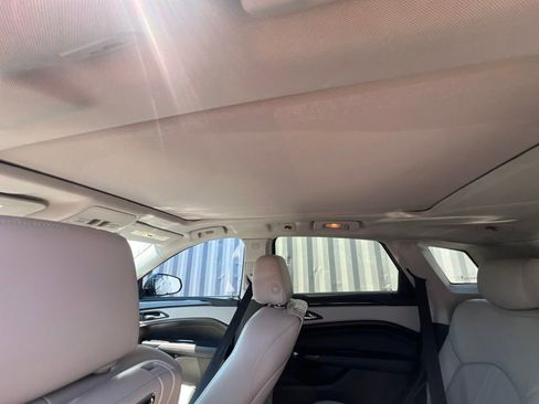 Used 2013 Cadillac SRX Performance FWD image 26