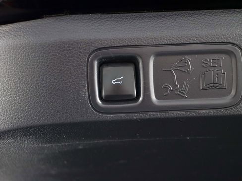 Used 2023 Ford Expedition Limited image 35