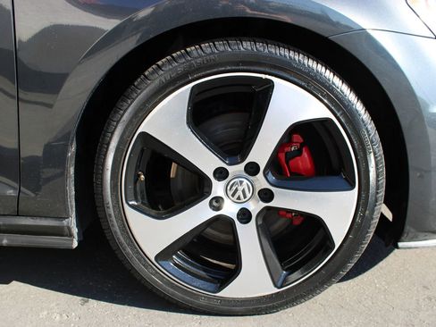 Used 2015 Volkswagen GTI S image 8