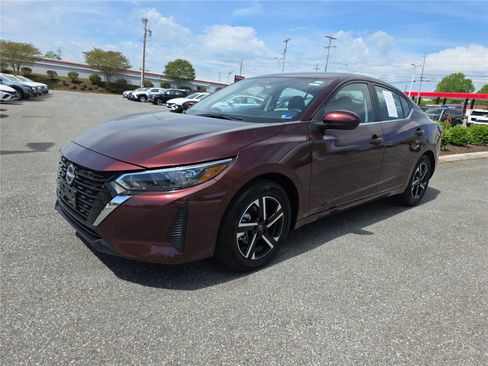 Used 2025 Nissan Sentra SV image 9