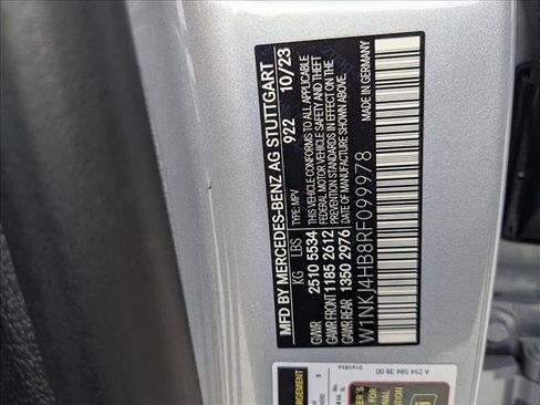 Used 2024 Mercedes-Benz GLC 300 4MATIC image 26