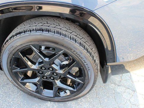 Used 2026 Chevrolet Traverse RS w/ LPO, Floor Liner Package AWD/4WD image 5