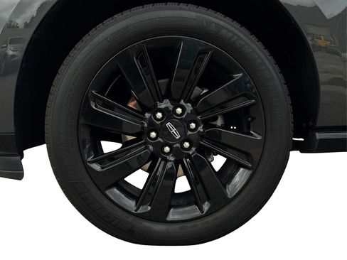 Used 2022 Lincoln Navigator Black Label image 24