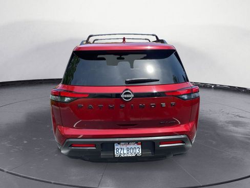 Used 2022 Nissan Pathfinder SV w/ SV Black Package AWD/4WD image 7