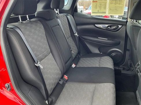 Used 2019 Nissan Rogue Sport SV image 11