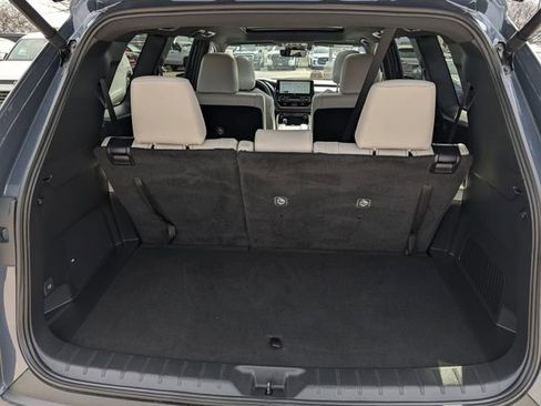 Used 2024 Toyota Grand Highlander MAX Limited image 31