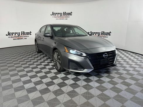 Used 2023 Nissan Altima 2.5 SL image 8