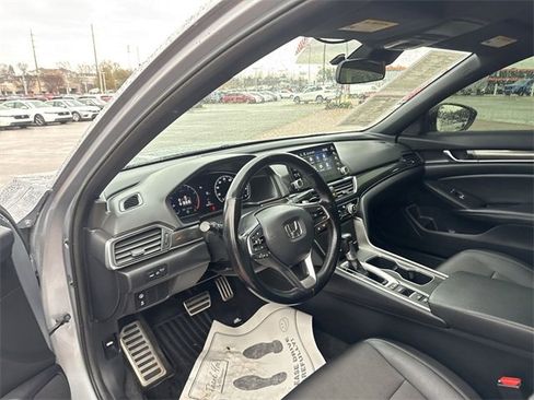 Used 2022 Honda Accord Sport image 13
