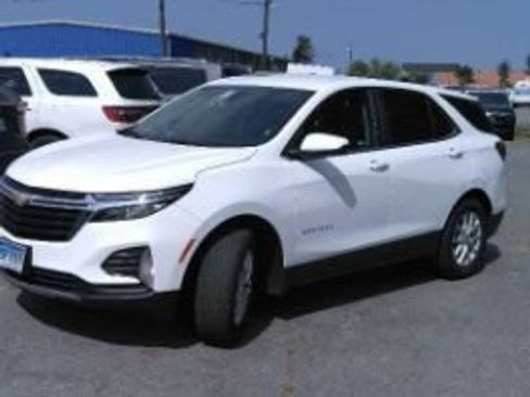Used 2024 Chevrolet Equinox LT AWD/4WD image 11