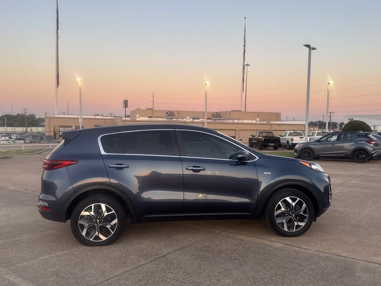 Used 2020 Kia Sportage EX AWD/4WD image 27