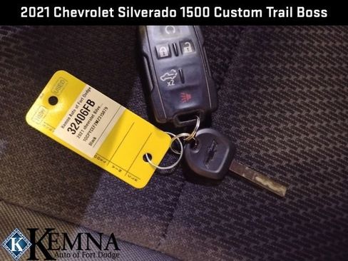 Used 2021 Chevrolet Silverado 1500 Custom Trail Boss image 30
