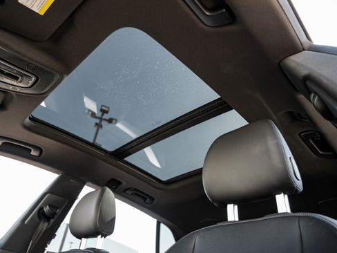 Used 2020 Audi Q8 Premium Plus image 4