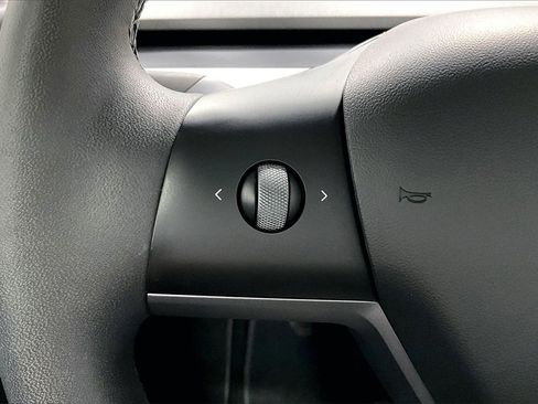 Used 2021 Tesla Model 3 Long Range image 11