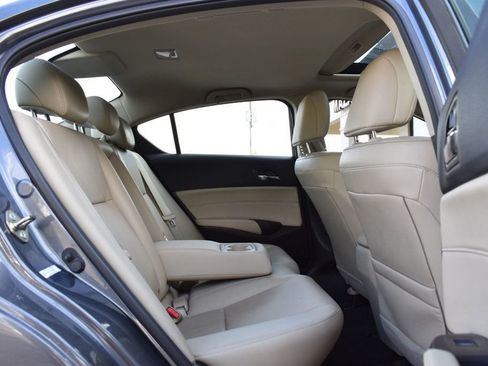 Used 2014 Acura ILX w/ Technology Package FWD image 17
