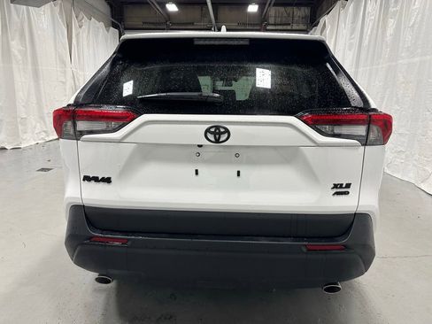 Used 2025 Toyota RAV4 XLE image 6