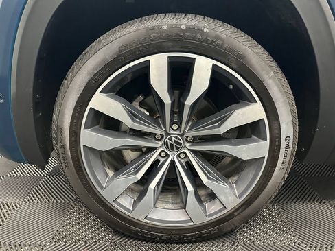 Used 2021 Volkswagen Atlas SEL Premium AWD/4WD image 40