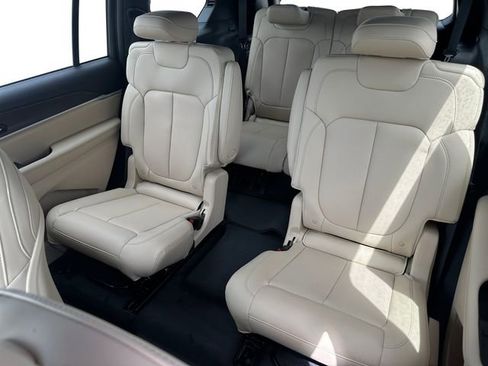 New 2026 Jeep Grand Cherokee L Limited image 13