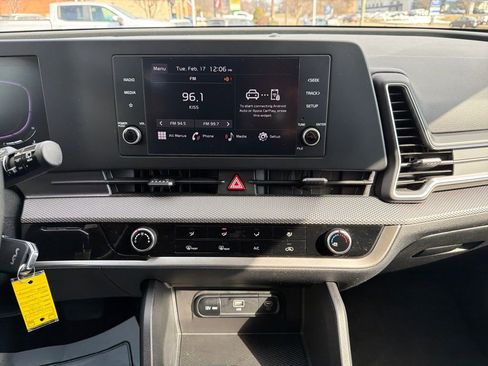 Certified 2023 Kia Sportage LX image 20