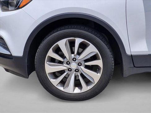 Used 2019 Buick Encore Preferred FWD image 9