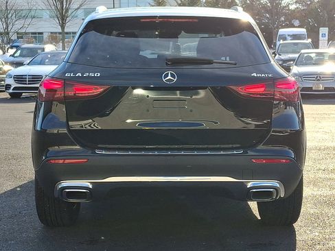 New 2026 Mercedes-Benz GLA 250 4MATIC image 5