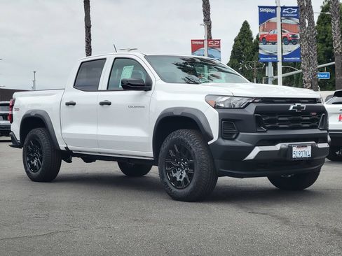 Used 2026 Chevrolet Colorado Trail Boss AWD/4WD image 33