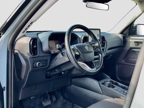 Used 2024 Ford Bronco Sport Badlands AWD/4WD image 9