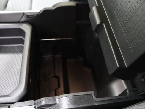 New 2026 RAM 1500 4x4 Crew Cab image 25