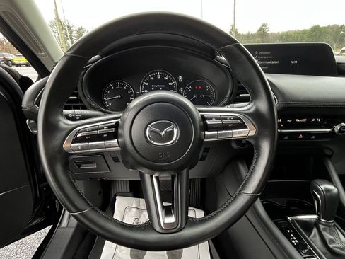 Used 2019 MAZDA MAZDA3 Sedan image 2