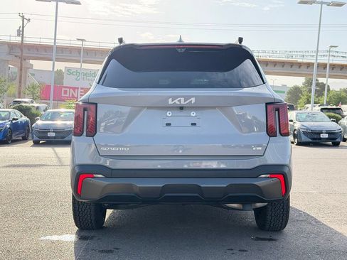 Used 2024 Kia Sorento SX Prestige AWD/4WD image 4