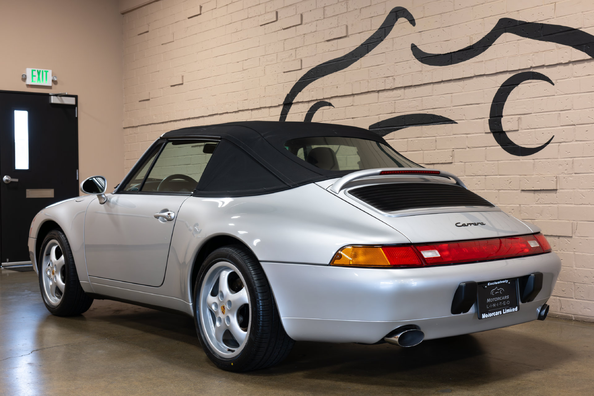 Used 1998 Porsche 911 Carrera RWD image 22
