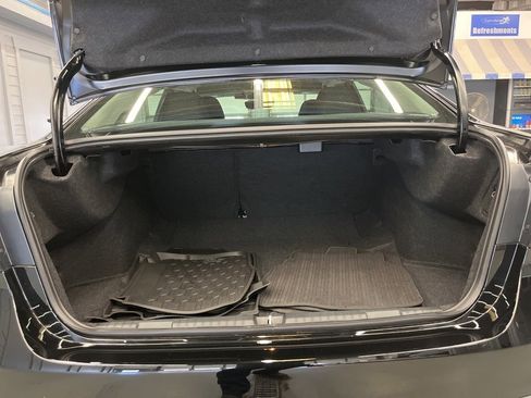 Certified 2025 Subaru Legacy image 32