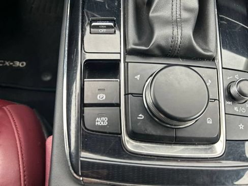 Used 2024 MAZDA CX-30 AWD 2.5 S w/ Preferred Package image 32