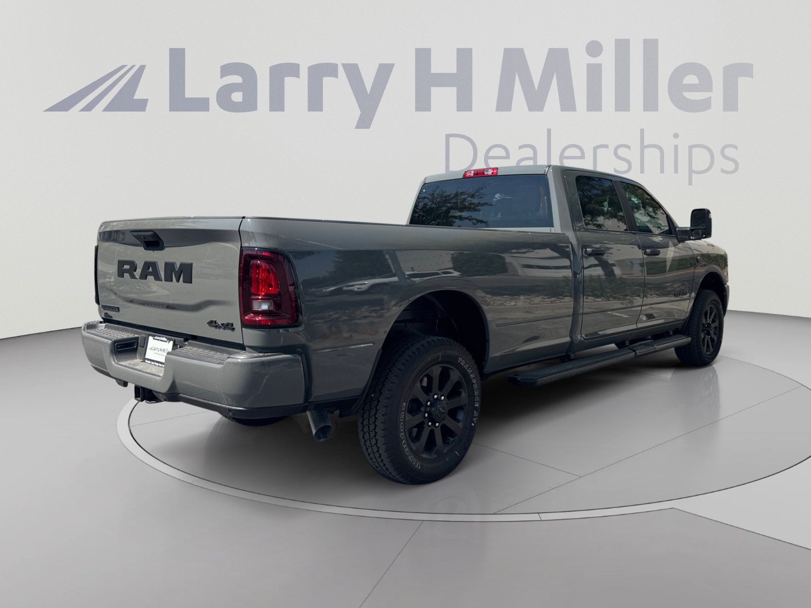New 2026 RAM 2500 Big Horn AWD/4WD image 5