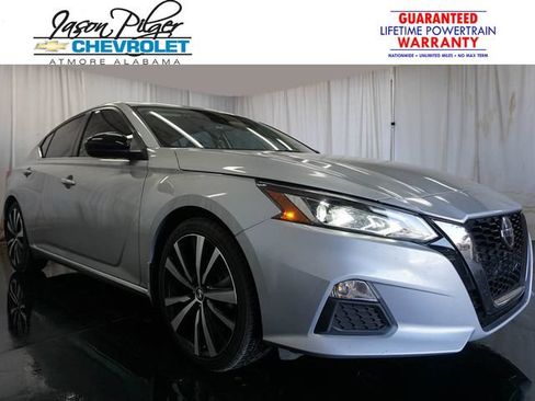 Used 2021 Nissan Altima 2.5 SR FWD image 1