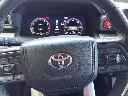 Used 2024 Toyota Tacoma TRD Sport AWD/4WD image 22